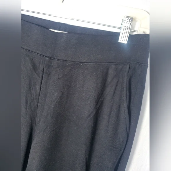Pre-Loved Women’s Matty M Black Jogger Pants Size Medium - Picture 5 of 8